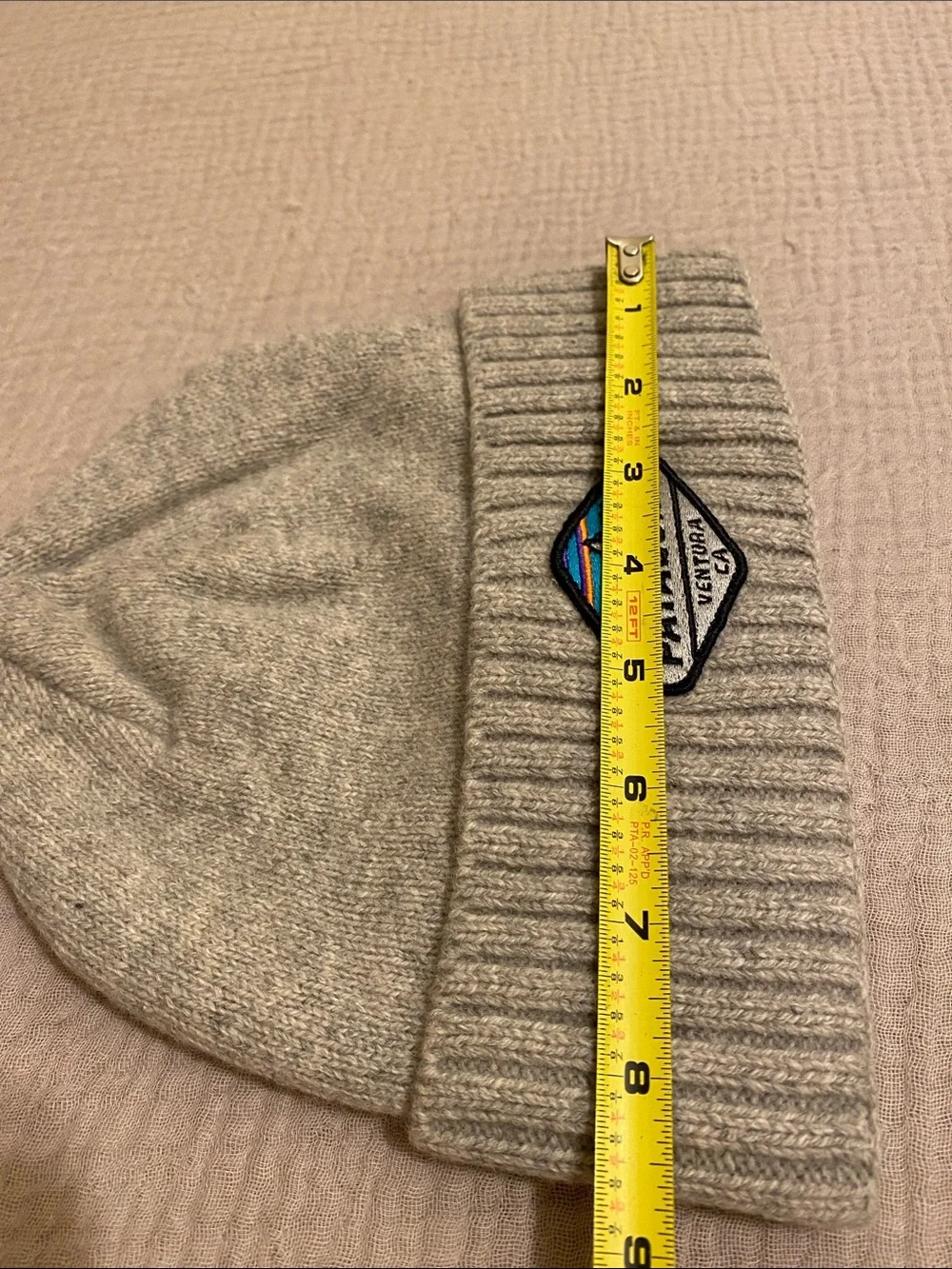 Patagonia Ventura Patch Knit Beanie in Heather Gray. Wool blend . Unisex